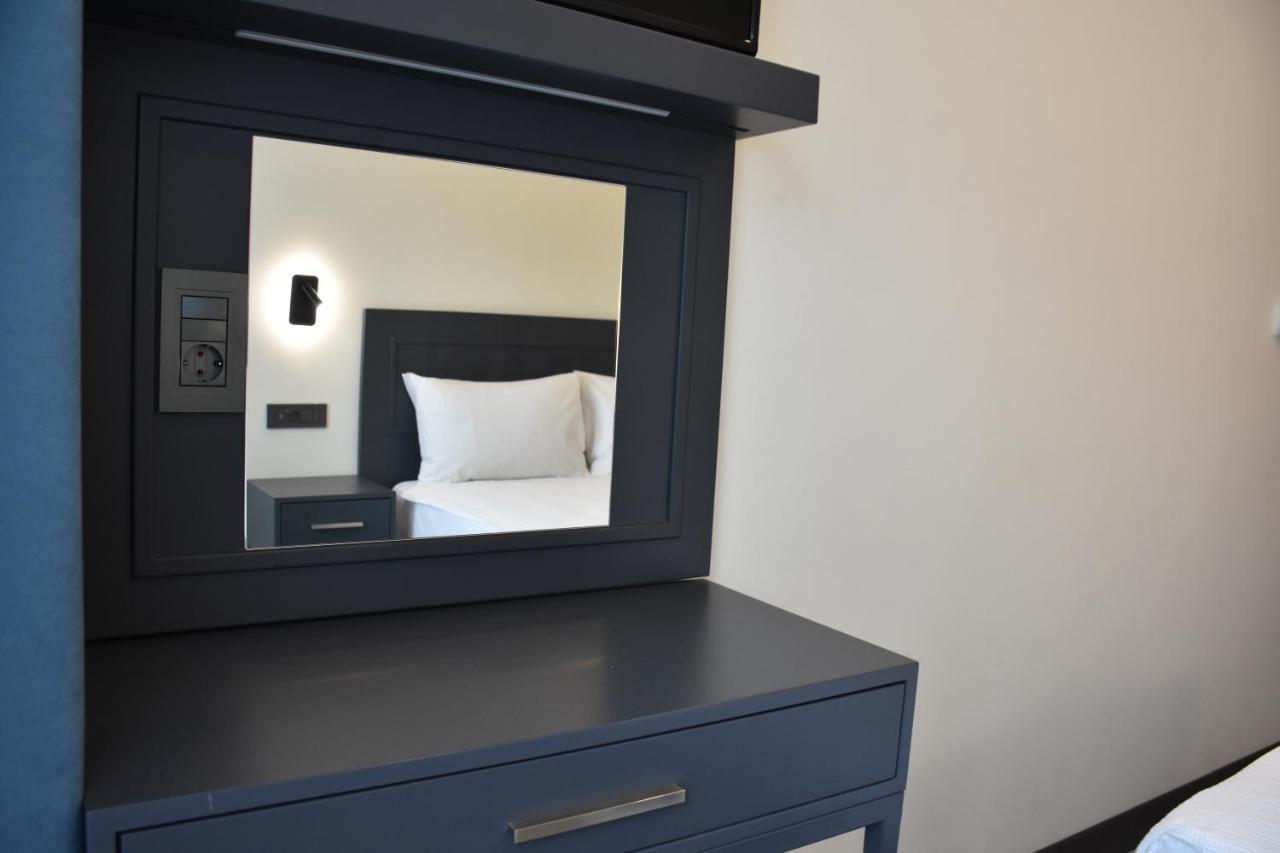 Shishly Palace Otel 3*