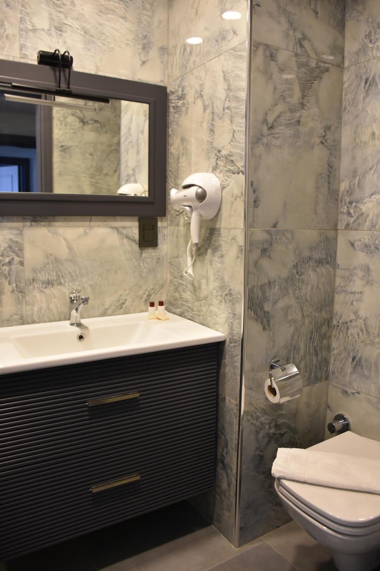 Otel Shishly Palace 3*