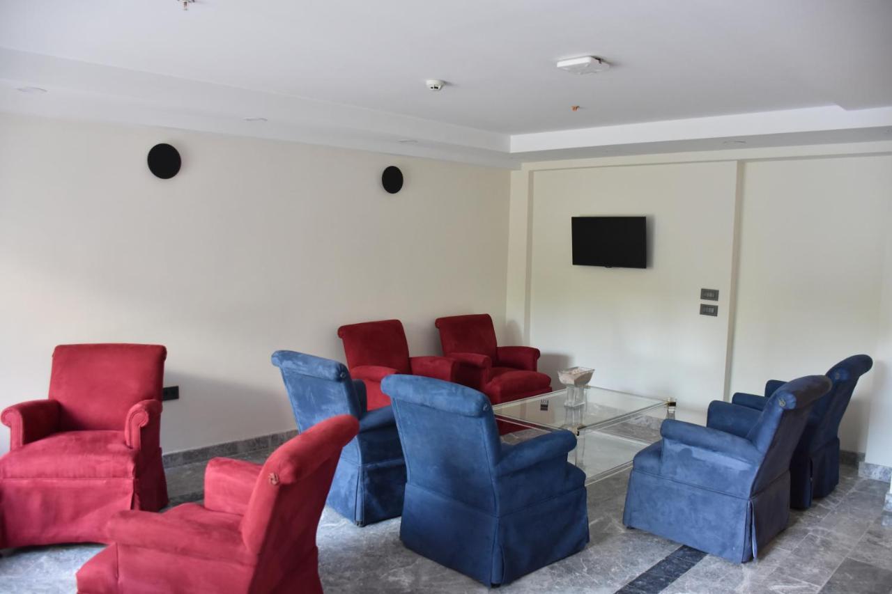 Shishly Palace Otel 3*